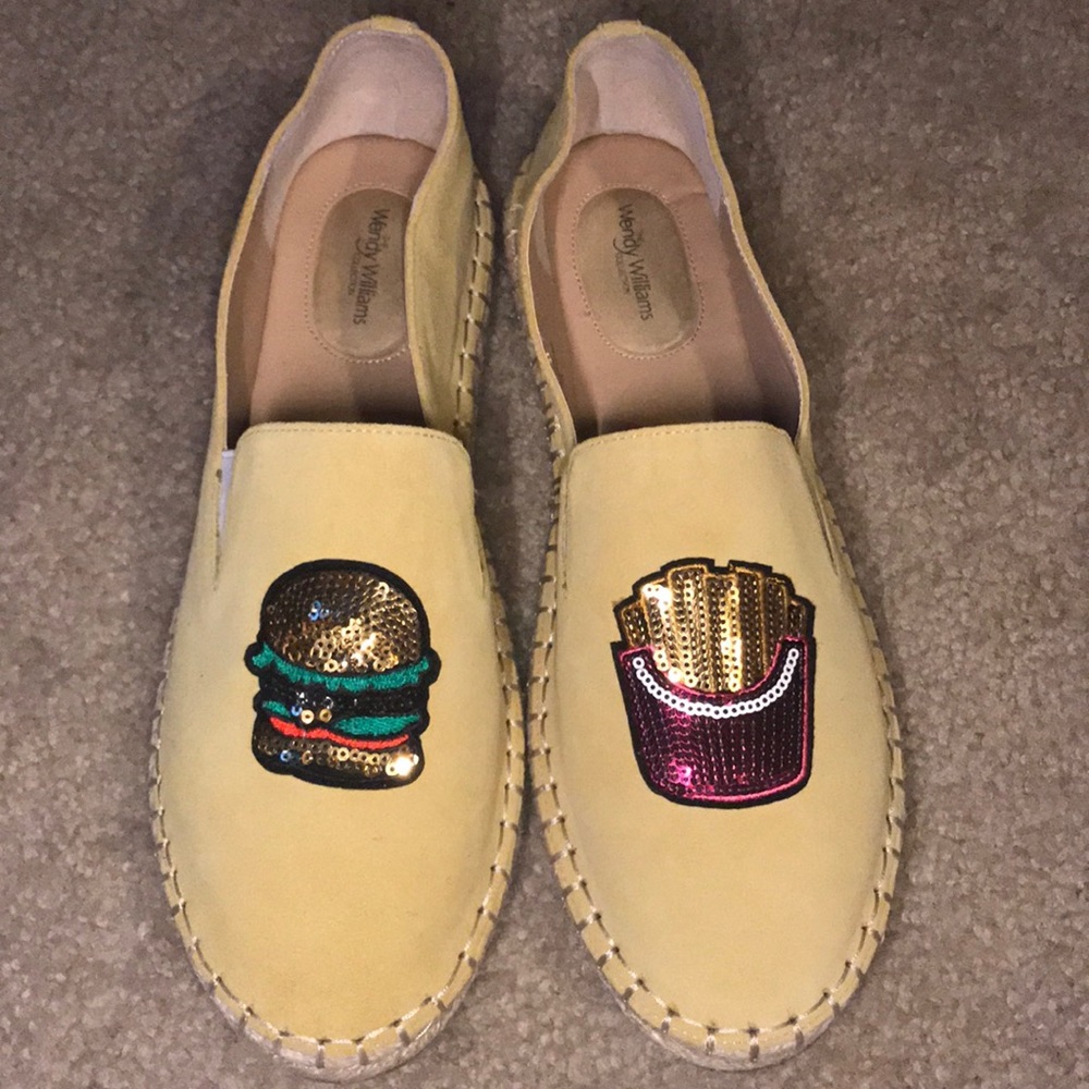 Wendy Williams Size 11 slip on shoes!